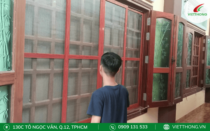 cửa lưới chống muỗi cố định không thể đóng mở